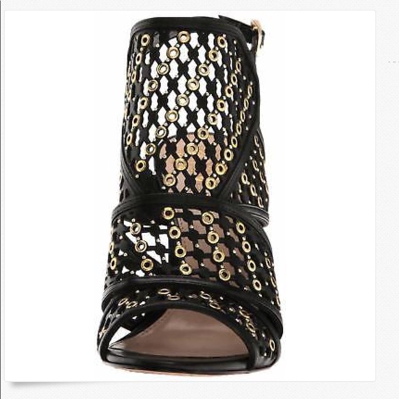 VINCE CAMUTO SIZE 5.5 KORTHINA DRESS SANDALS - Picture 2 of 8